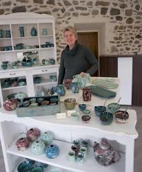 magasin de poteries de Dorothee Bajeux, artisan potier en novembre 2013