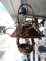 Mangeoire à oiseaux, poterie et osier autoclave